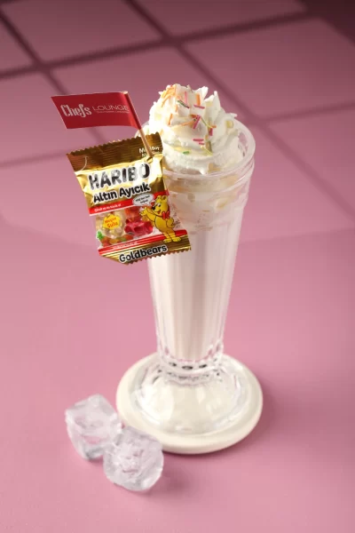 vanilyalı milkshake